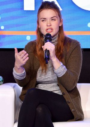 Holland Roden - Warsaw Comic Con 2017 in Warsaw